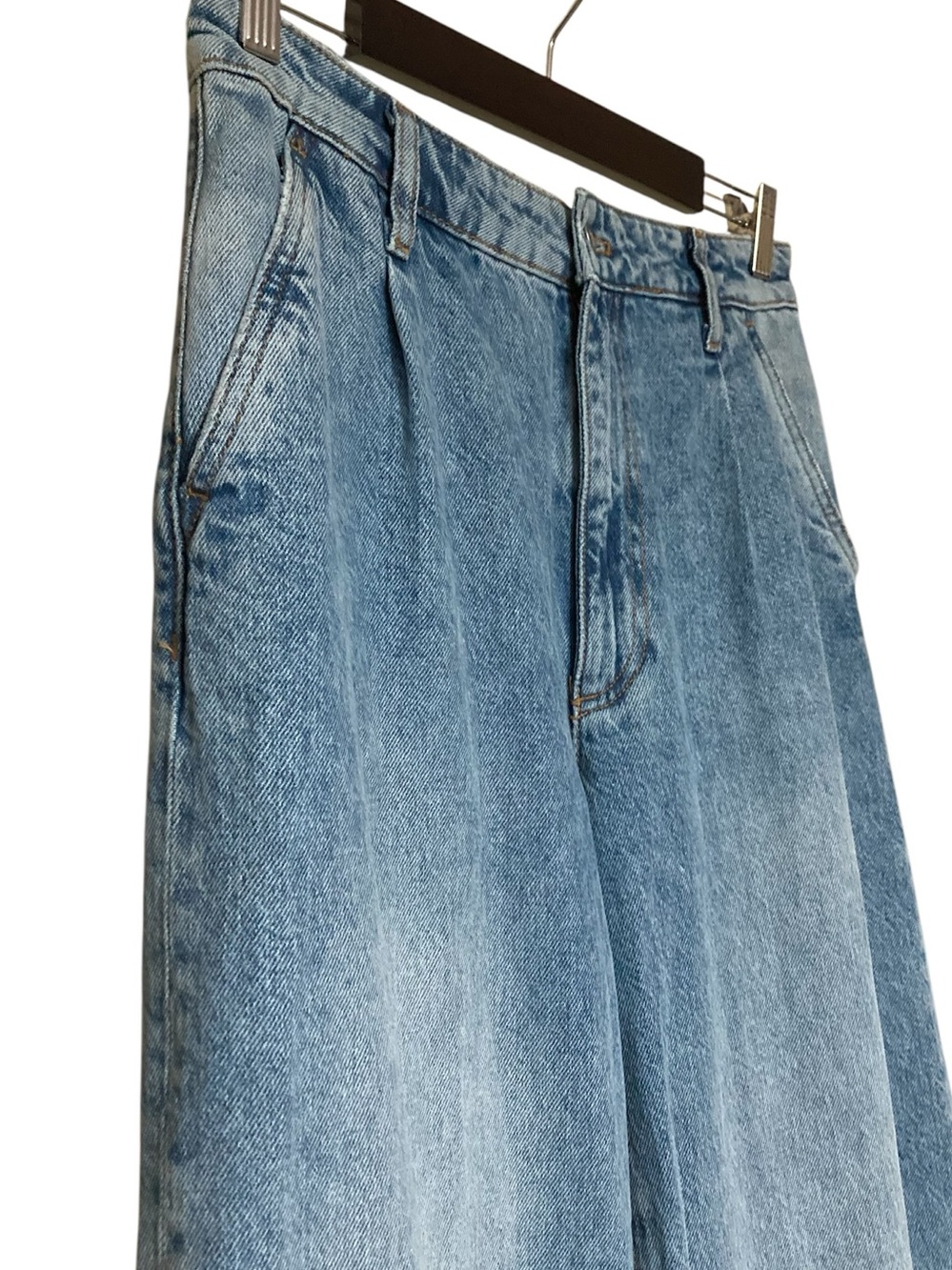 Anthropologie Pilcro High-Rise Pleated Cuff Trouser Jeans - Picture 6 of 12